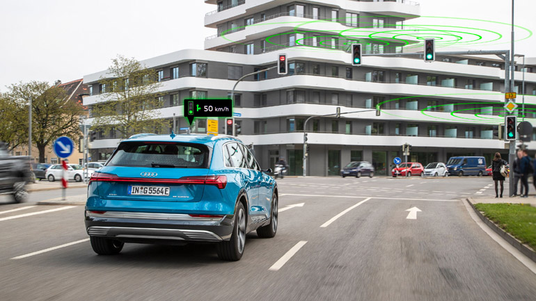 Τα αυτοκίνητα της Audi ειδοποιούν για τυχόν κινδύνους